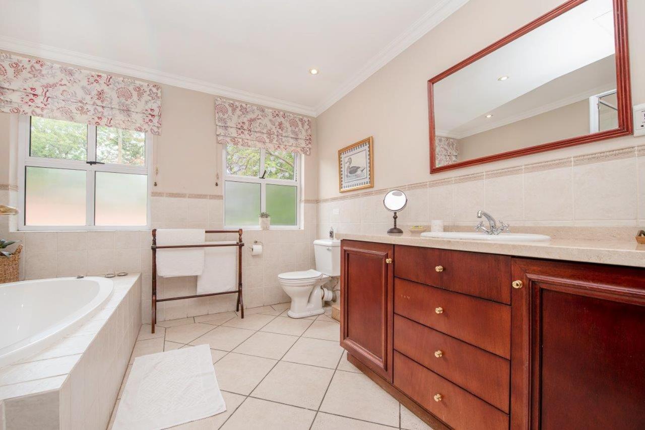 Wild Olive Executive Suite Johannesburg Ngoại thất bức ảnh
