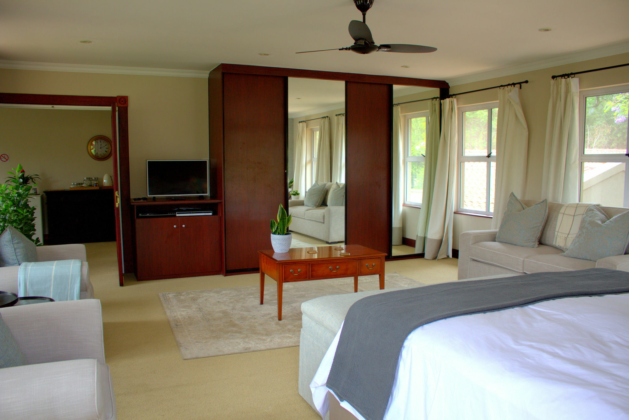 Wild Olive Executive Suite Johannesburg Ngoại thất bức ảnh